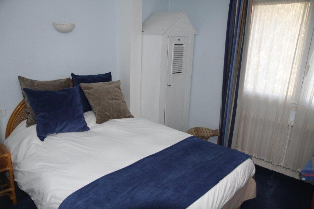 Hotel Le Suroit 펄로스가이렉 외부 사진